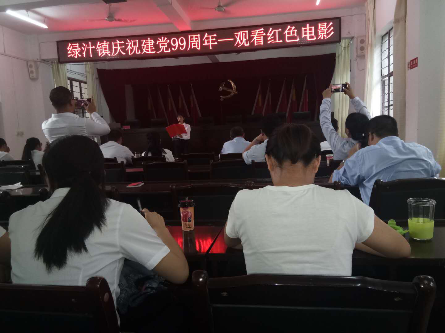 图片2.png 图片2.png