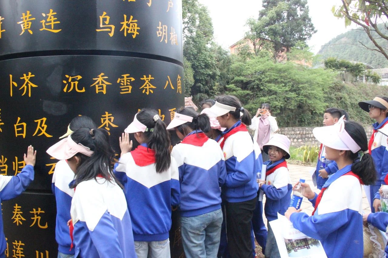 微信图片_20250423085640.jpg