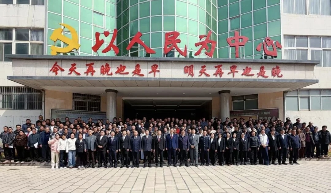 cec5fc8df7b6f408e81ec7a7543409db.jpg cec5fc8df7b6f408e81ec7a7543409db.jpg